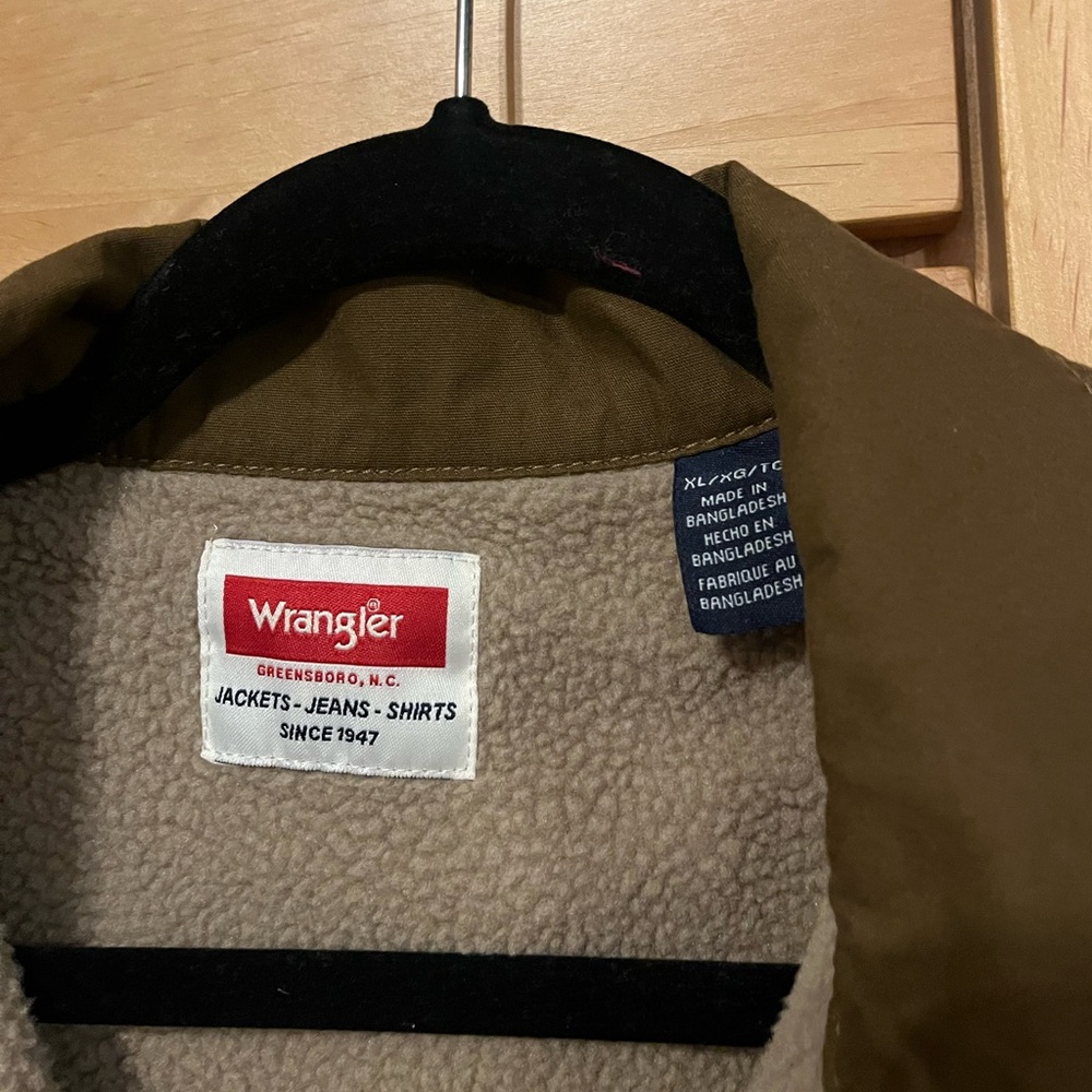 Wrangler button up jacket - image 5